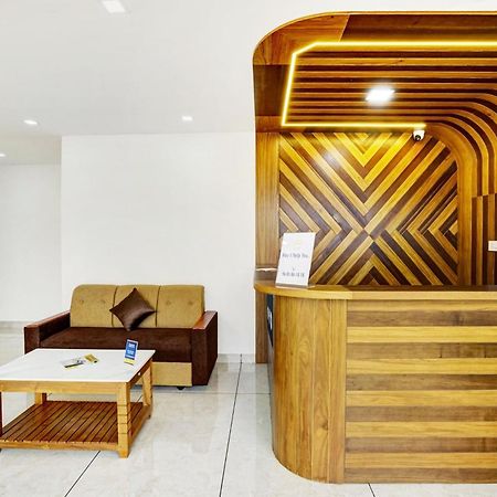 Hotel O Grand Parassini Pappinisseri Ngoại thất bức ảnh