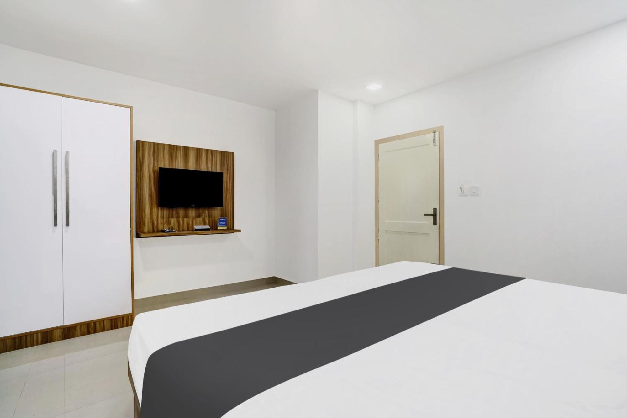 Hotel O Grand Parassini Pappinisseri Ngoại thất bức ảnh